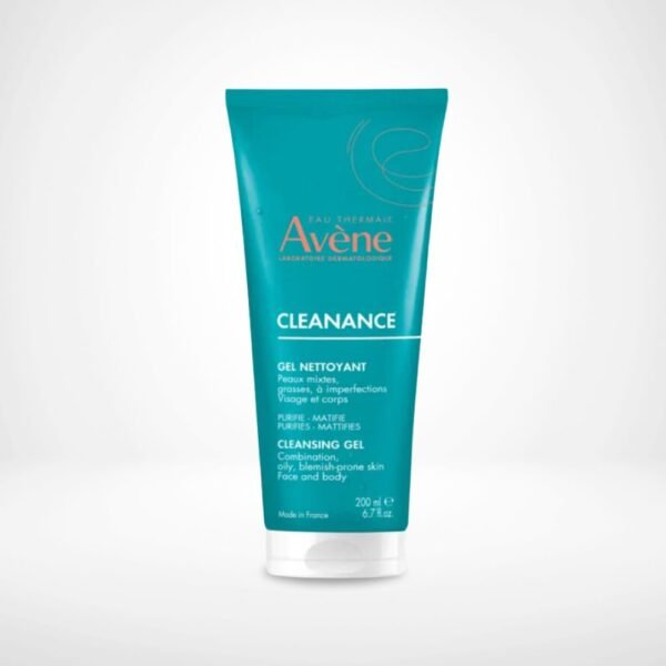 Cleanance Gel Nettoyant de la marque Avène pour peaux grasses et acnéiques, enrichi de Comedoclastin™ pour un effet matifiant et de l'Eau Thermale d'Avène pour apaiser.